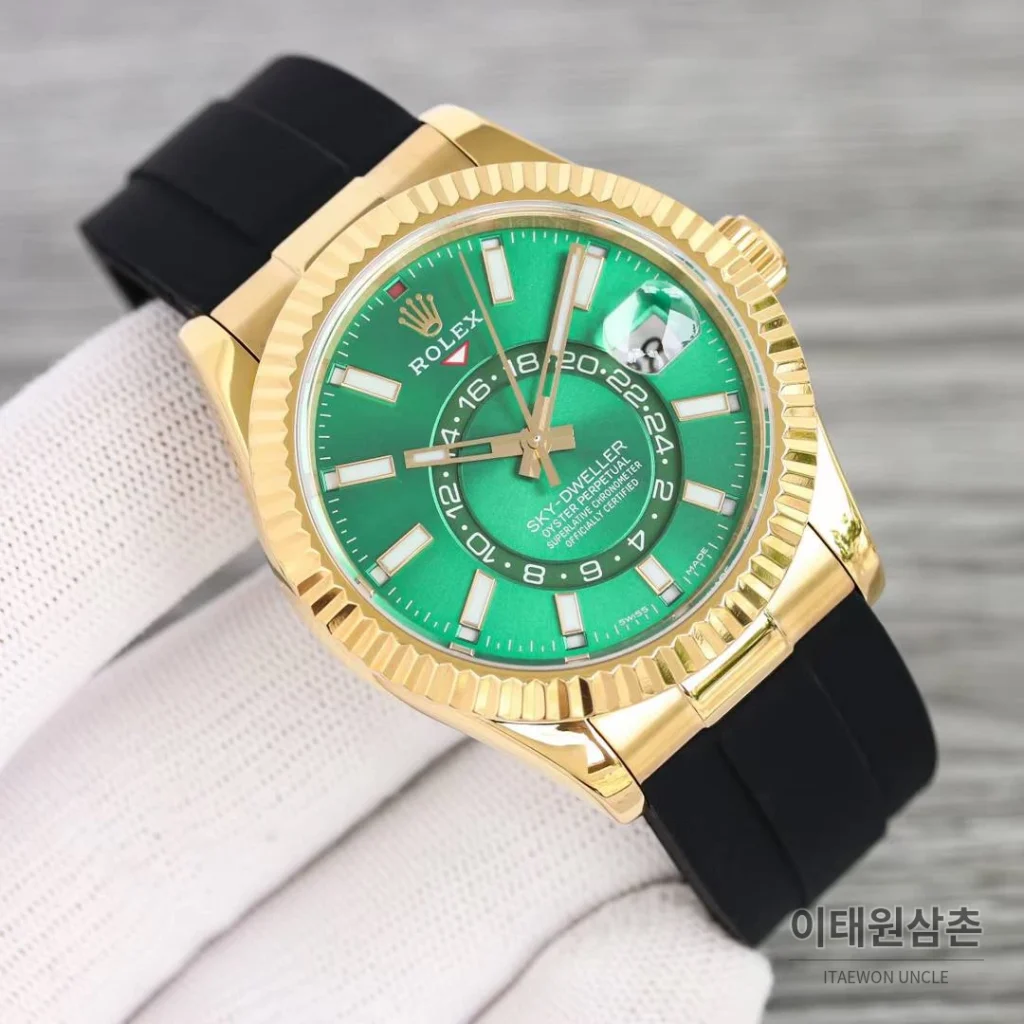 롤렉스 스카이드웰러 904L스틸 블루다이얼 애뉴얼캘린더 듀얼타임 오토매틱 42mm