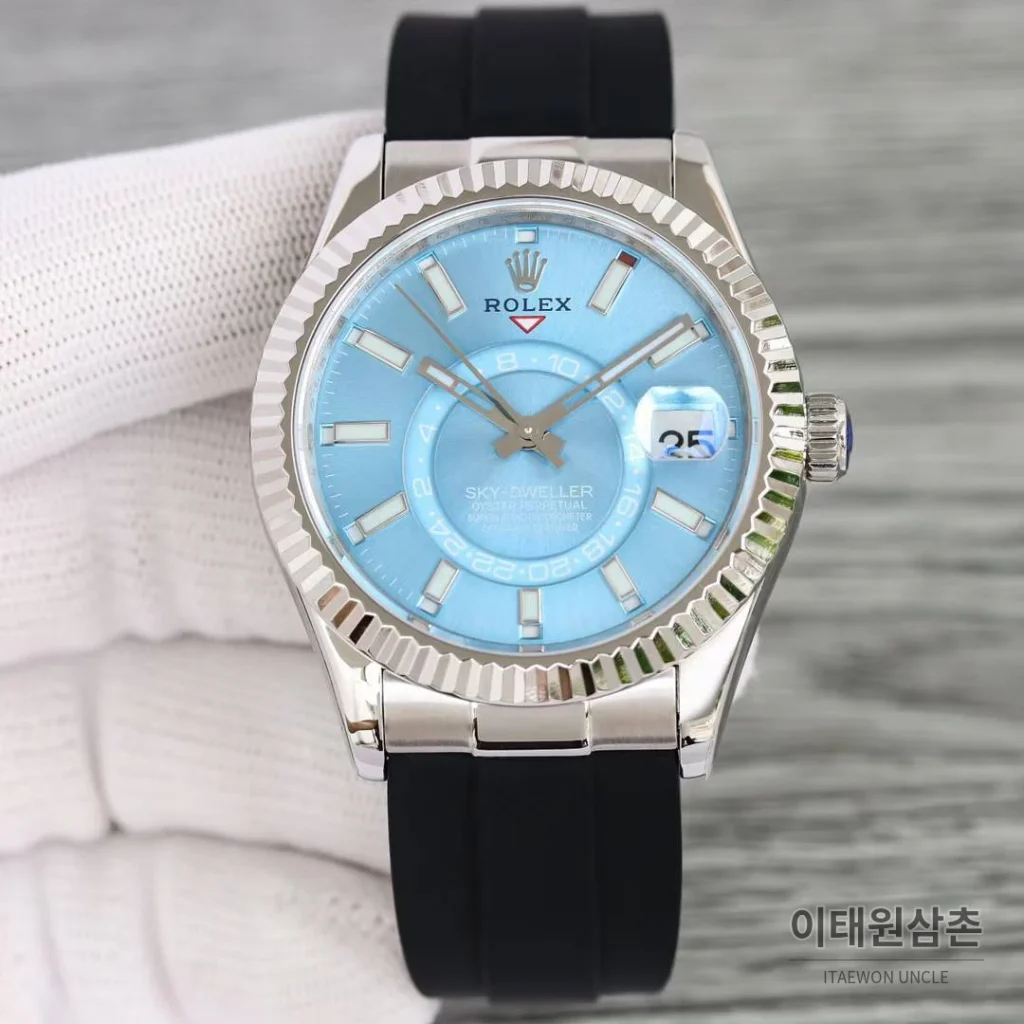 롤렉스 스카이드웰러 904L스틸 블루다이얼 애뉴얼캘린더 듀얼타임 오토매틱 42mm
