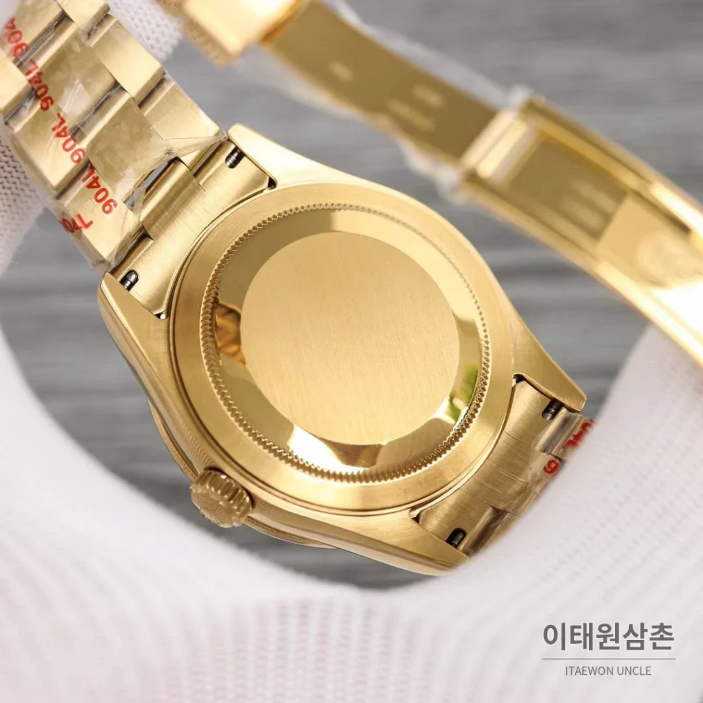 롤렉스 스카이드웰러 904L스틸 블루다이얼 애뉴얼캘린더 듀얼타임 오토매틱 42mm 골드 브레이슬릿