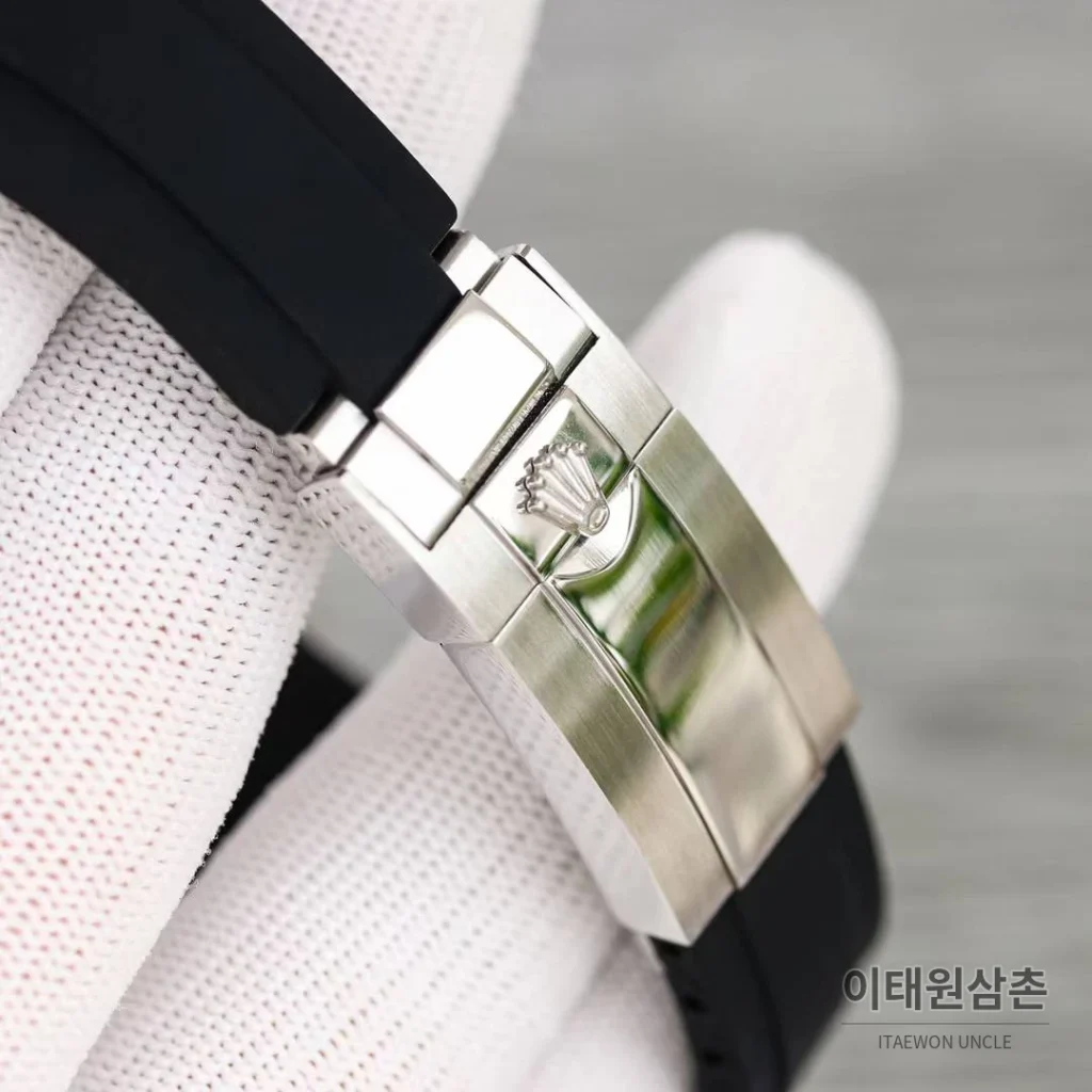 롤렉스 스카이드웰러 904L스틸 블루다이얼 애뉴얼캘린더 듀얼타임 오토매틱 42mm