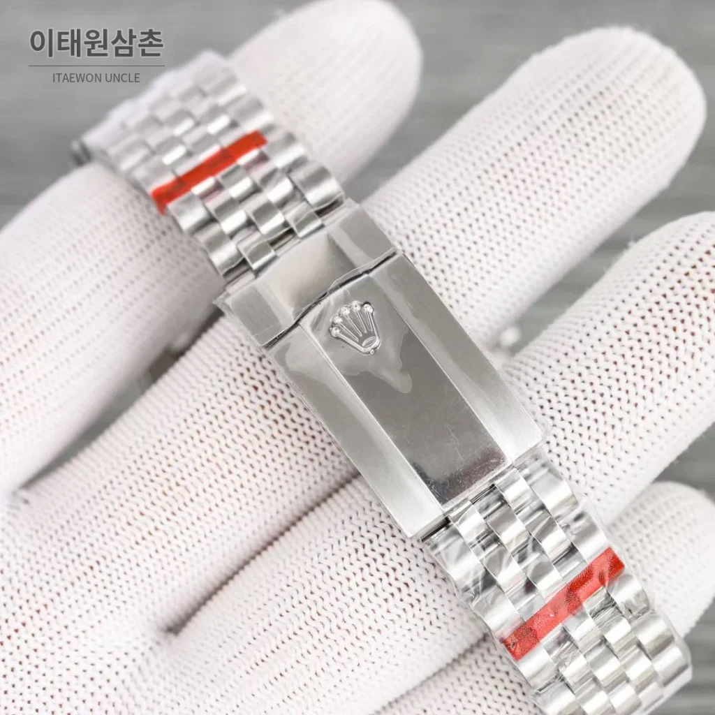 롤렉스 스카이드웰러 904L스틸 블루다이얼 애뉴얼캘린더 듀얼타임 오토매틱 42mm 스틸 브레이슬릿