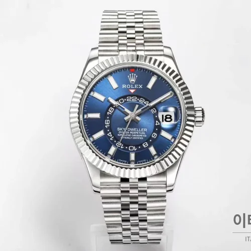 롤렉스 스카이드웰러 애뉴얼 캘린더 GMT 오토매틱 42mm 블루 다이얼 스틸 브레이슬릿