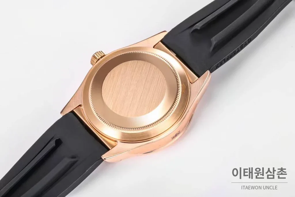 롤렉스 스카이드웰러 애뉴얼 캘린더 GMT 오토매틱 42mm 브라운 다이얼 블랙 러버 스트랩