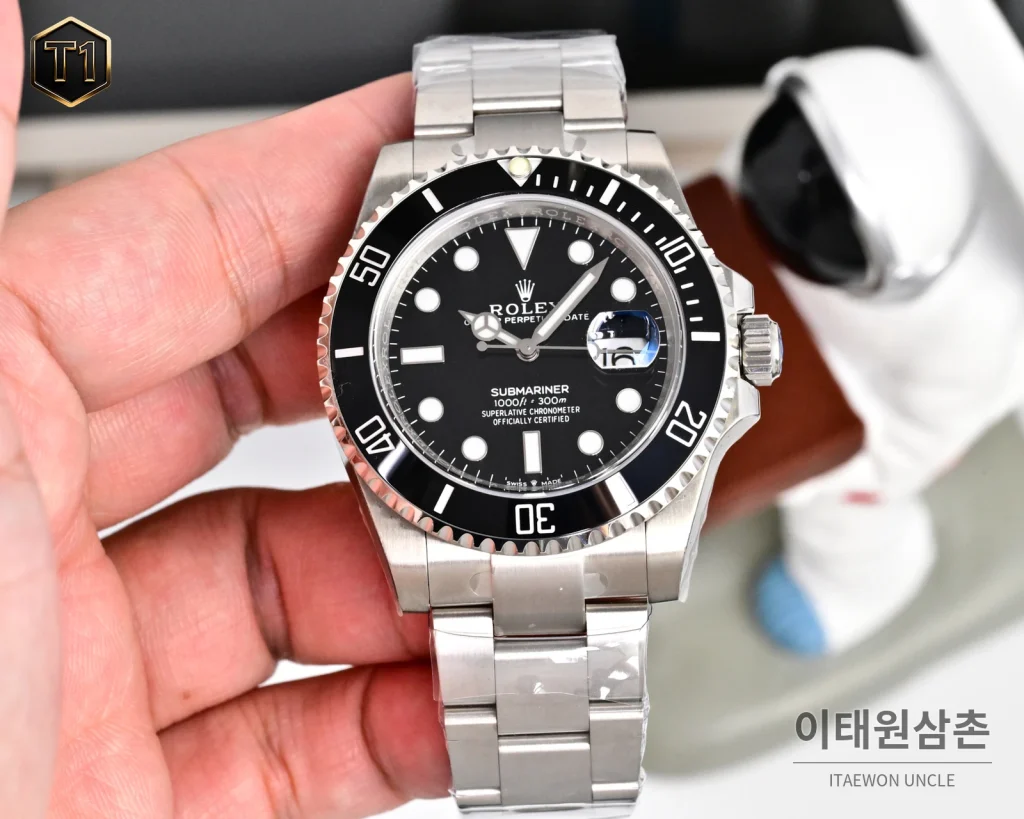 롤렉스 서브마리너 41 904L 스틸/세라믹베젤 오토매틱 41mm 블랙 다이얼 스틸 브레이슬릿