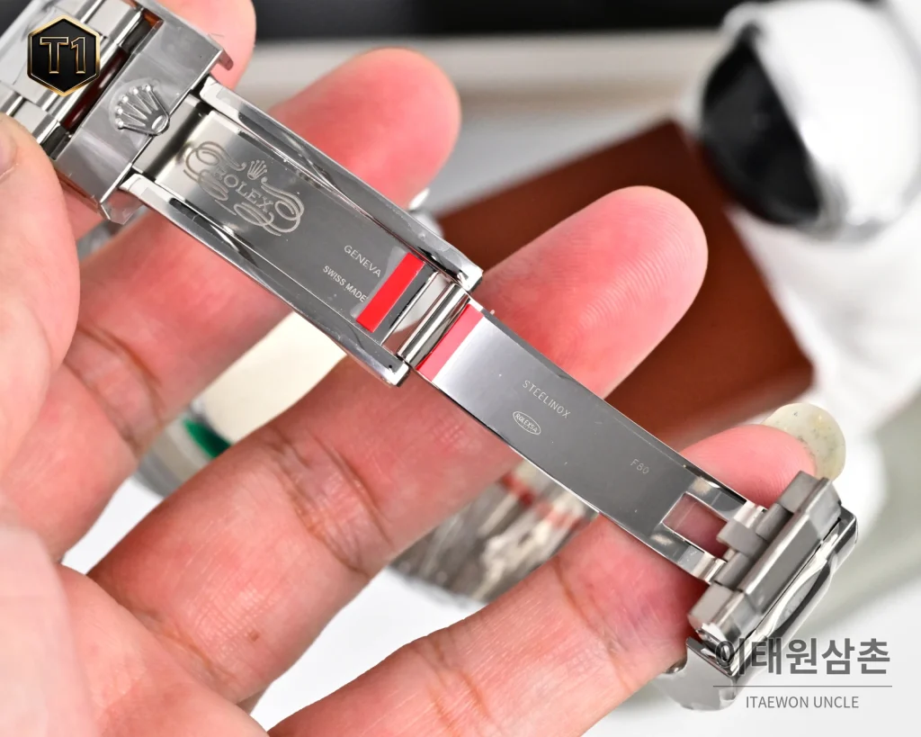 롤렉스 서브마리너 41 904L 스틸/세라믹베젤 오토매틱 41mm 블랙 다이얼 스틸 브레이슬릿