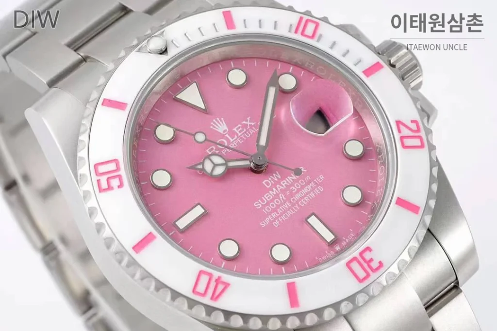롤렉스 서브마리너 904L스틸 핑크다이얼 다이버 오토매틱 40mm 스틸 브레이슬릿 화이트 베젤