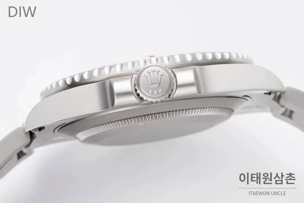 롤렉스 서브마리너 904L스틸 핑크다이얼 다이버 오토매틱 40mm 스틸 브레이슬릿 화이트 베젤