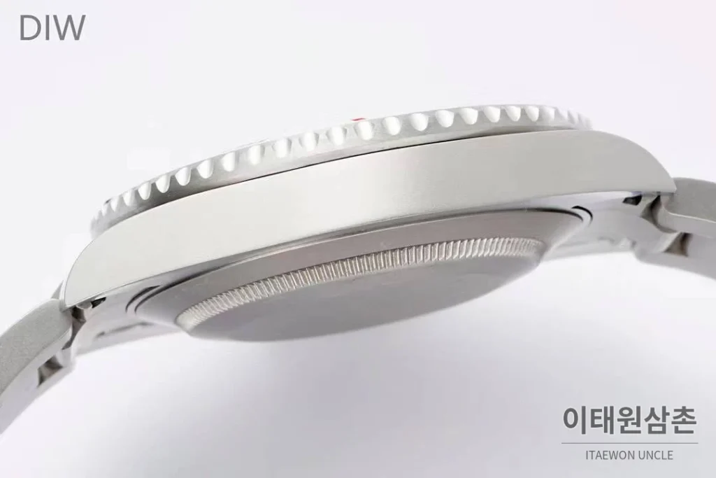 롤렉스 서브마리너 904L스틸 핑크다이얼 다이버 오토매틱 40mm 스틸 브레이슬릿 화이트 베젤 (2)