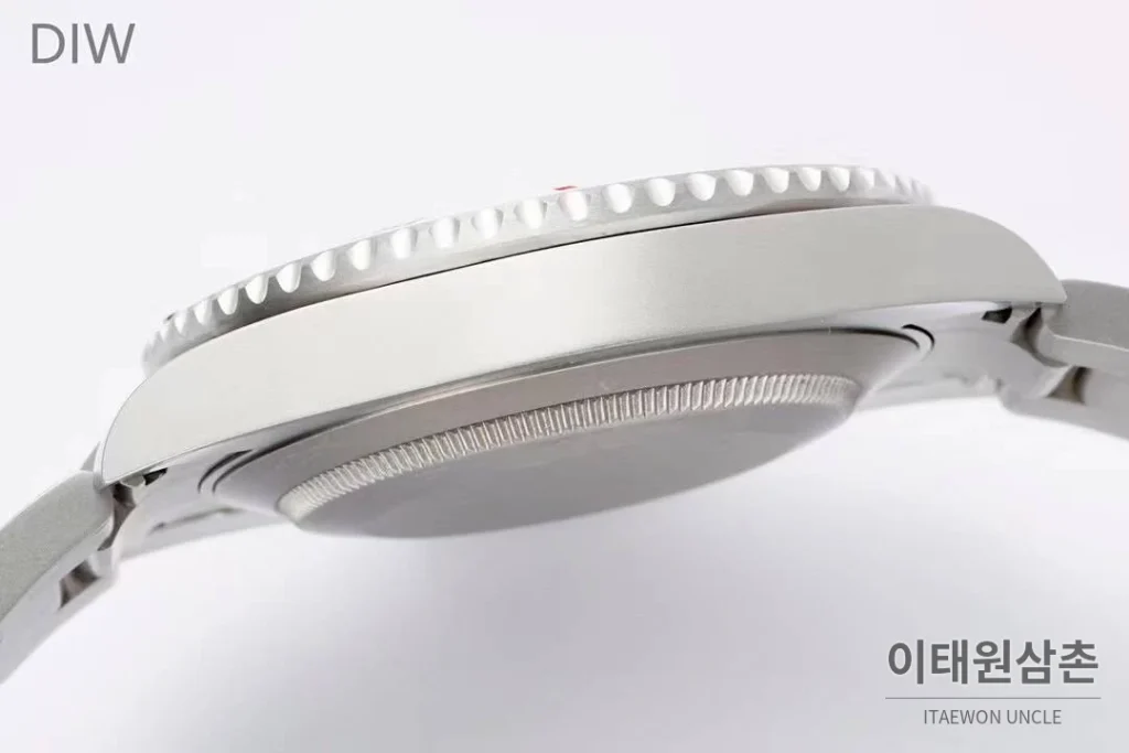 롤렉스 서브마리너 904L스틸 핑크다이얼 다이버 오토매틱 40mm 스틸 브레이슬릿 화이트 베젤