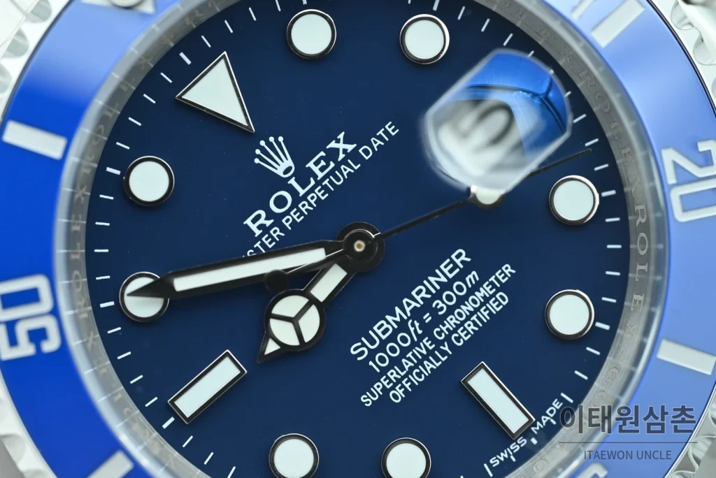 롤렉스 서브마리너 오토매틱 40mm 네이비 다이얼