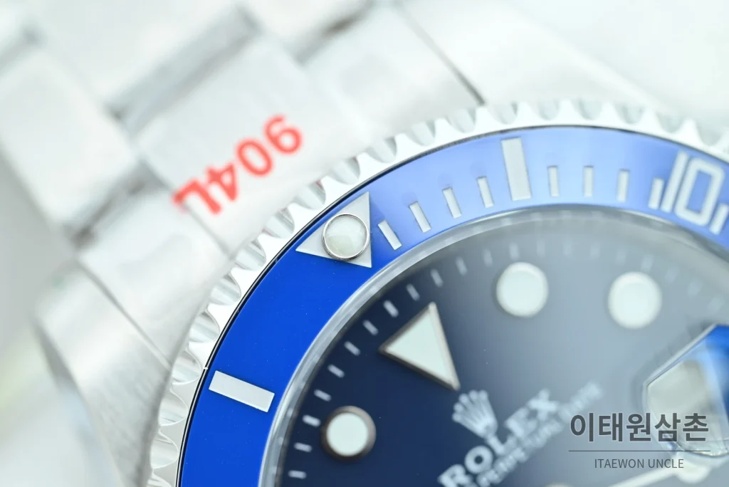 롤렉스 서브마리너 오토매틱 40mm 네이비 다이얼