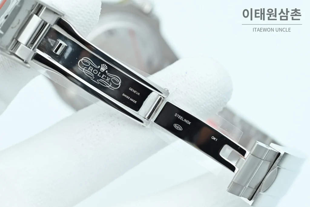 롤렉스 서브마리너 데이트 3세대 블랙다이얼 세라믹베젤 오토매틱 41mm