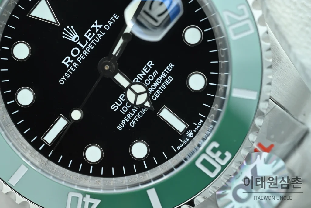 롤렉스 서브마리너 데이트 3세대 스타벅스 블랙다이얼 그린베젤 오토매틱 41mm