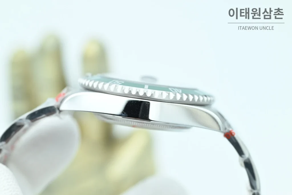 롤렉스 서브마리너 데이트 3세대 스타벅스 블랙다이얼 그린베젤 오토매틱 41mm