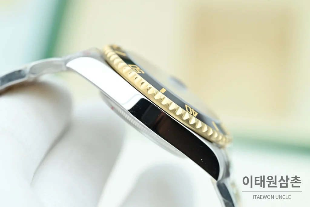롤렉스 서브마리너 데이트 콤비 블랙베젤 블랙다이얼 오토매틱 OK팩토리 41mm