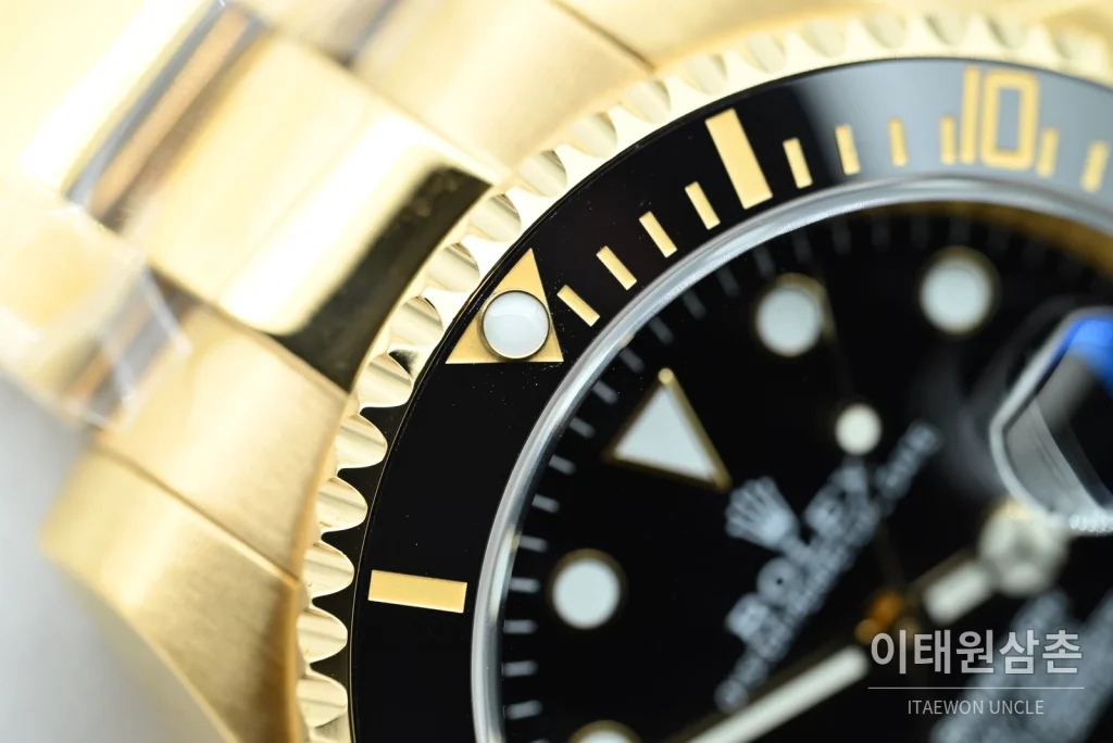 롤렉스 서브마리너 데이트 옐로우골드 블랙다이얼 오토매틱 OK펙토리 41mm