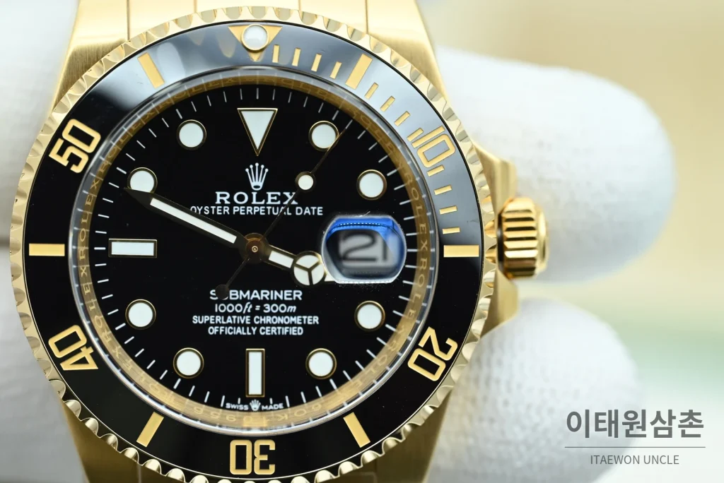 롤렉스 서브마리너 데이트 옐로우골드 블랙다이얼 오토매틱 OK펙토리 41mm