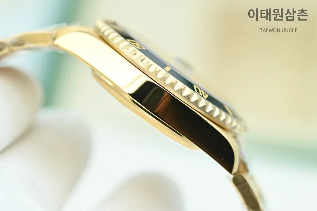 롤렉스 서브마리너 데이트 옐로우골드 블랙다이얼 오토매틱 OK펙토리 41mm