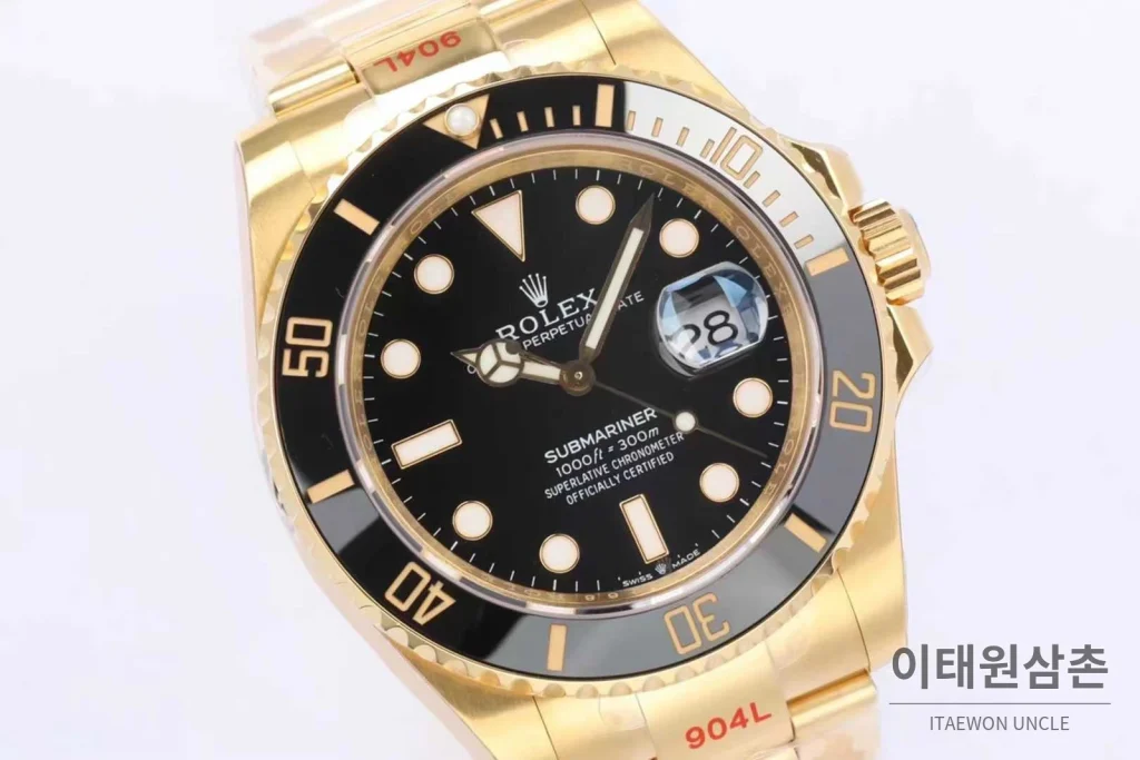 롤렉스 서브마리너 스틸 골드톤 세라믹베젤 블랙다이얼 다이버 오토매틱 41mm 블랙 / 골드 골드 브레이슬릿 (2)
