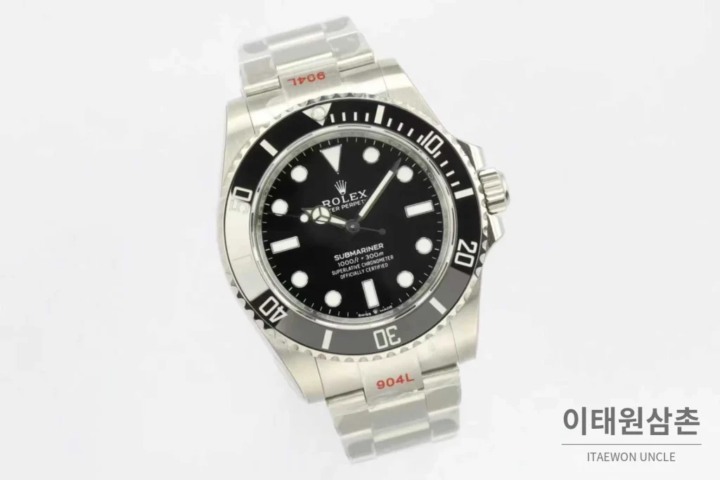 롤렉스 서브마리너 스틸 골드톤 세라믹베젤 블랙다이얼 다이버 오토매틱 41mm 블랙 / 골드 스틸 브레이슬릿 (4)