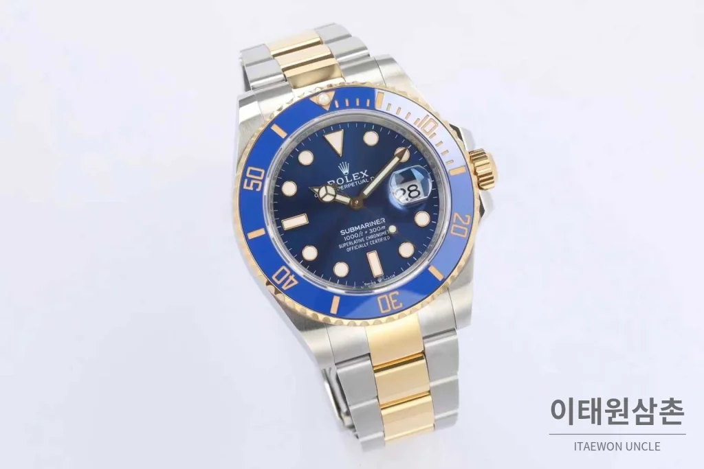 롤렉스 서브마리너 스틸 골드톤 세라믹베젤 블랙다이얼 다이버 오토매틱 41mm 블랙 / 골드 투톤 브레이슬릿