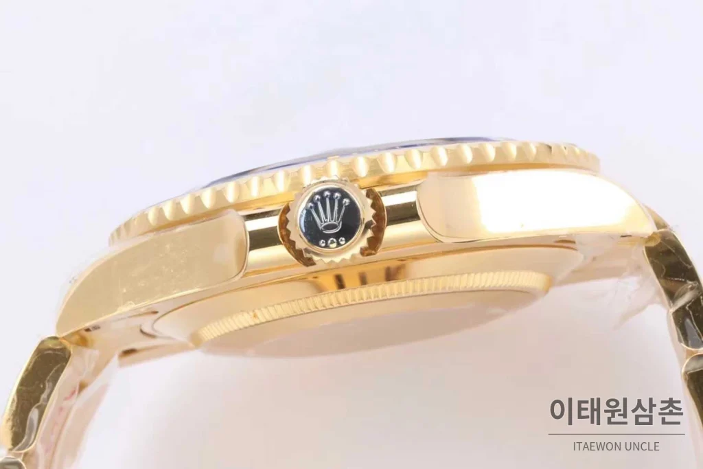롤렉스 서브마리너 스틸 골드톤 세라믹베젤 블랙다이얼 다이버 오토매틱 41mm 블랙 / 골드 골드 브레이슬릿