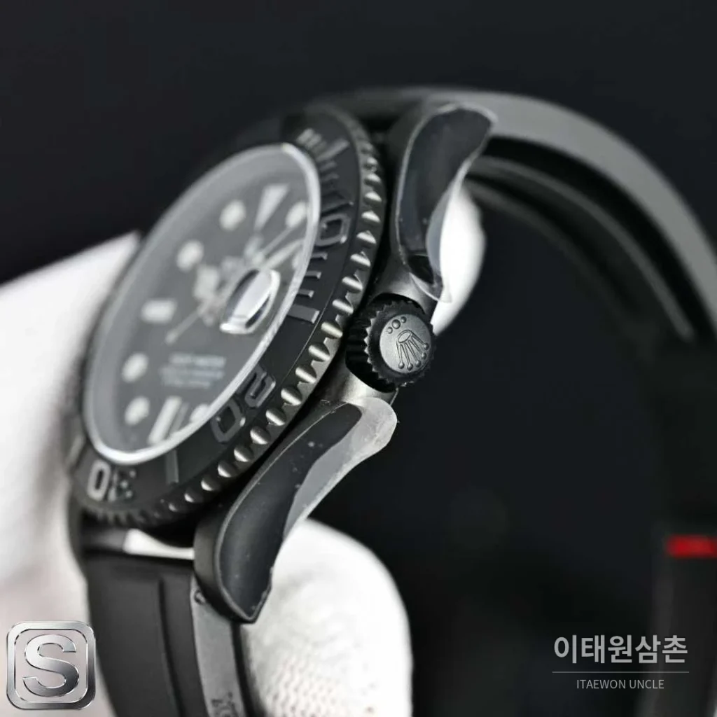 롤렉스 요트마스터 스틸 티타늄 블랙다이얼 러버밴드 다이버 오토매틱 40mm (4)