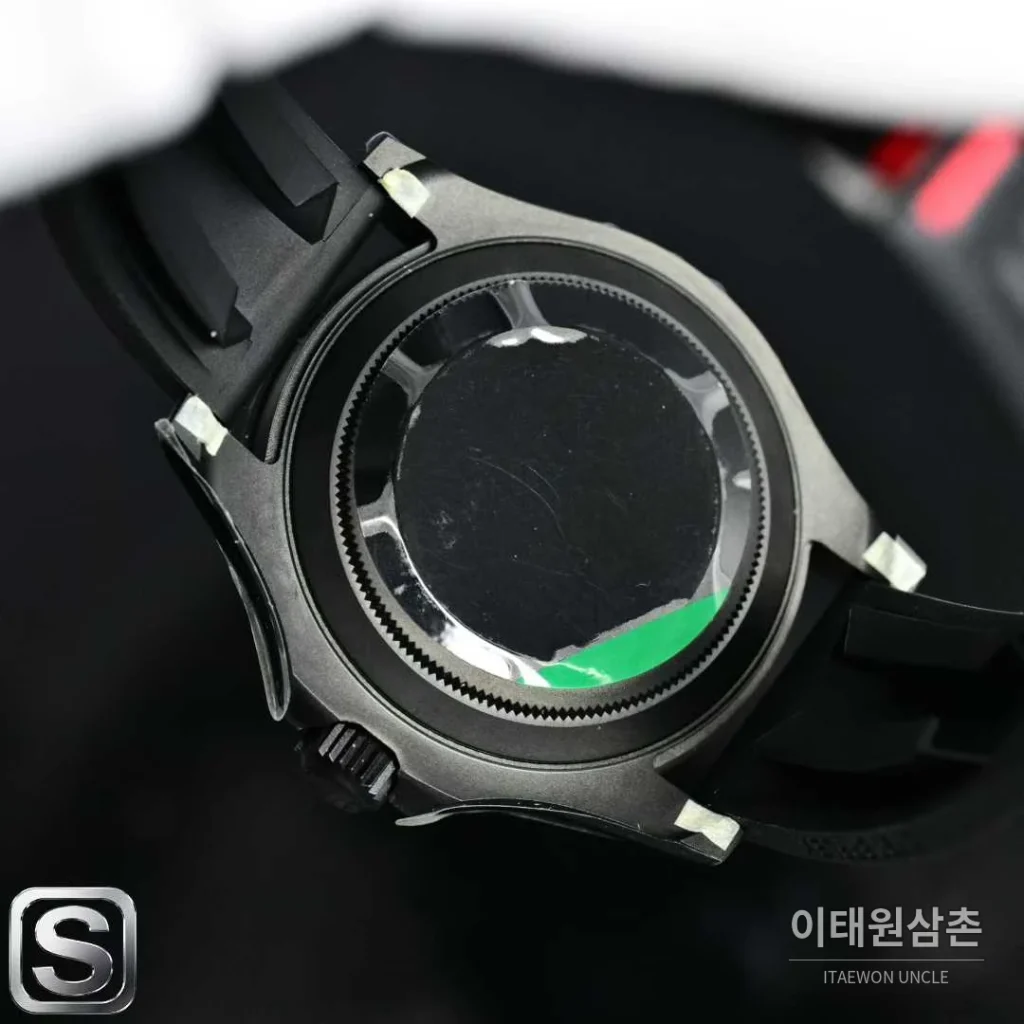 롤렉스 요트마스터 스틸 티타늄 블랙다이얼 러버밴드 다이버 오토매틱 40mm (5)