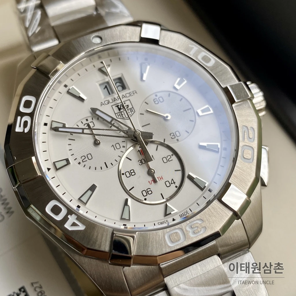 태그호이어 아쿠아레이서 스틸 화이트다이얼 쿼츠 크로노그래프 43mm