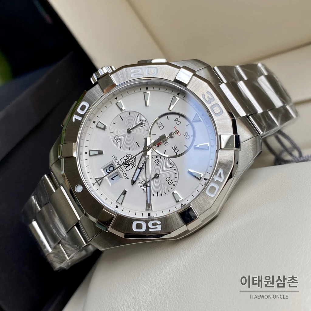 태그호이어 아쿠아레이서 스틸 화이트다이얼 쿼츠 크로노그래프 43mm
