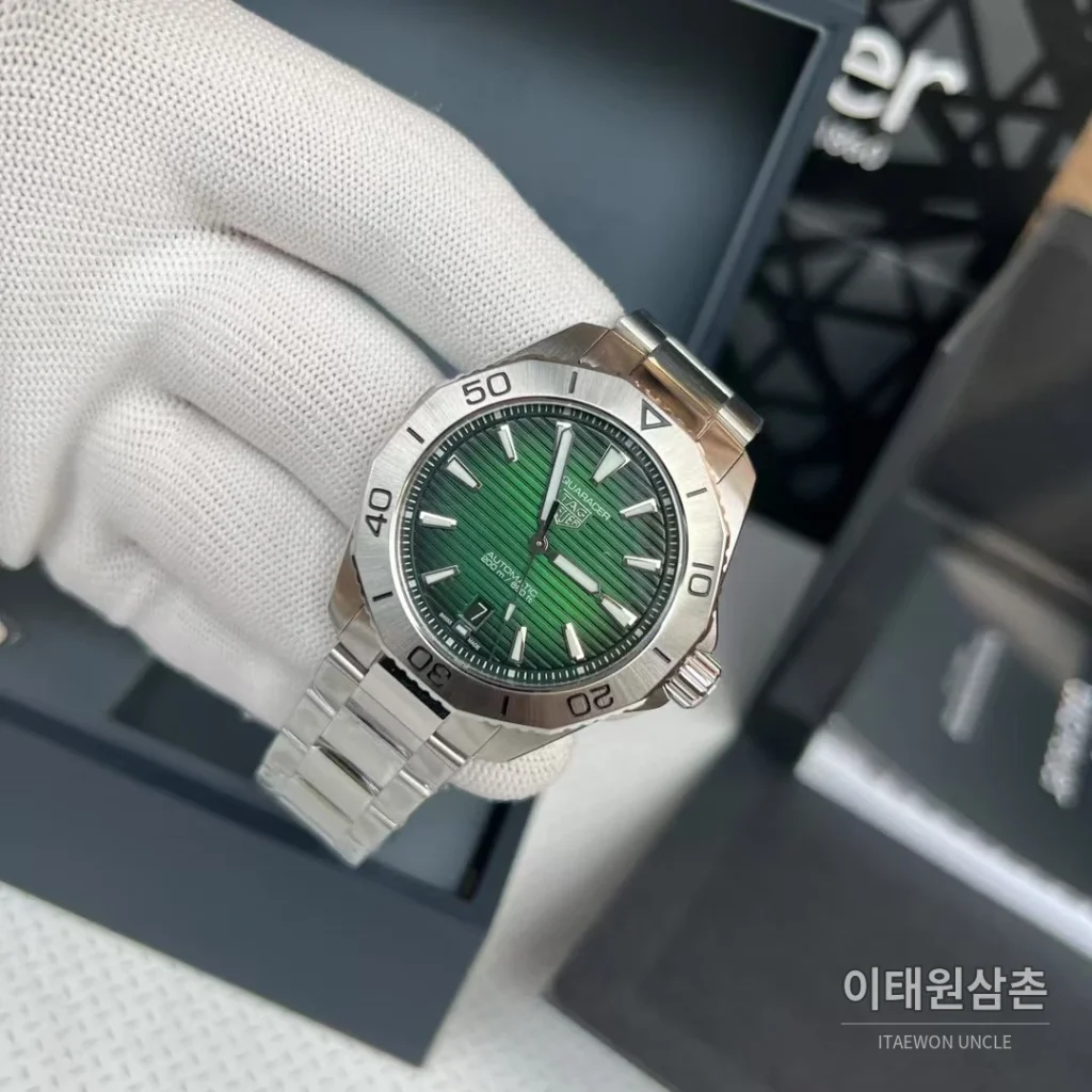 태그호이어 아쿠아레이서 선레이 다이얼 스틸 오토매틱 시계 40mm 선레이 다이얼 컬러 스틸 브레이슬릿 (2)