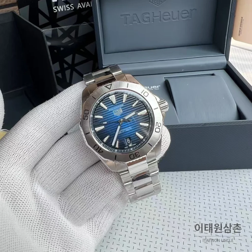 태그호이어 아쿠아레이서 선레이 다이얼 스틸 오토매틱 시계 40mm 선레이 다이얼 컬러 스틸 브레이슬릿 실버 베젤