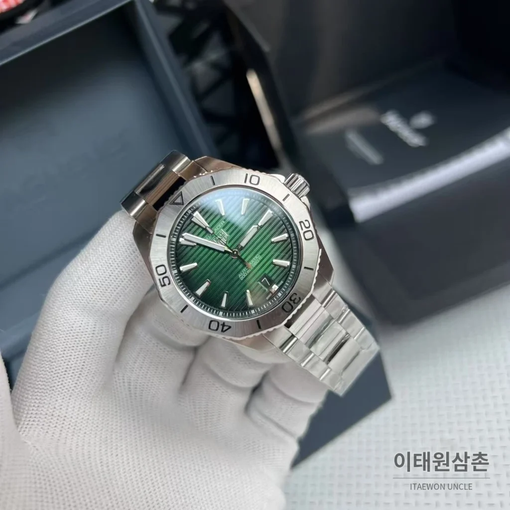 태그호이어 아쿠아레이서 선레이 다이얼 스틸 오토매틱 시계 40mm 선레이 다이얼 컬러 스틸 브레이슬릿 (2)