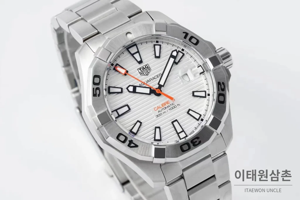태그호이어 까레라 스틸 블랙다이얼 오토매틱 41mm 스틸 브레이슬릿 실버 베젤