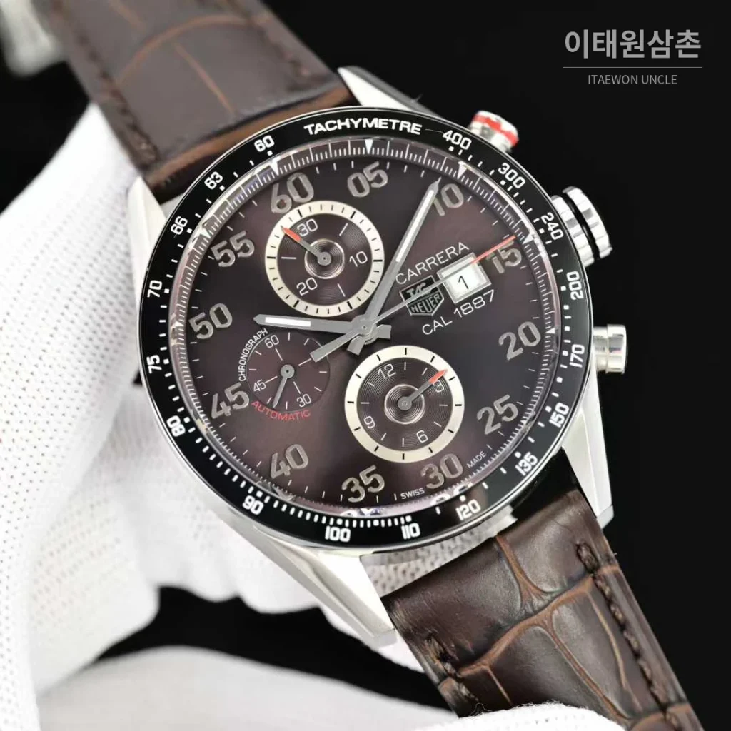 태그호이어 카레라 스틸 브라운다이얼 크로노그래프 오토매틱 43mm 브라운 가죽 스트랩
