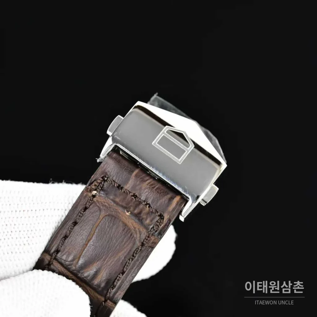 태그호이어 카레라 스틸 브라운다이얼 크로노그래프 오토매틱 43mm 브라운 가죽 스트랩