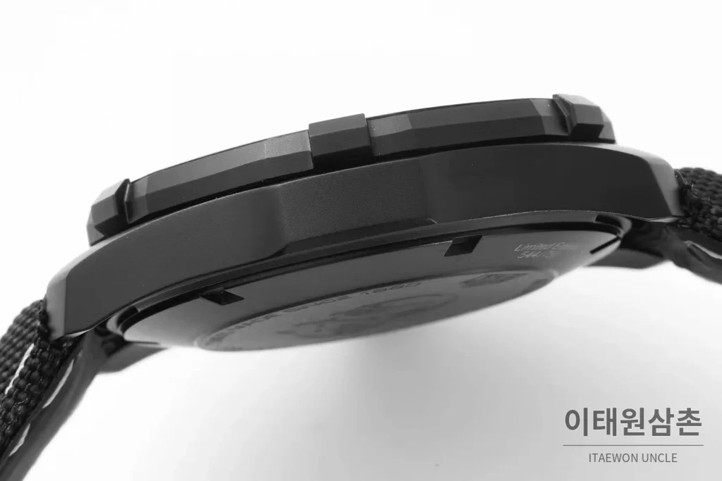 태그호이어 까레라 스틸 실버다이얼 오토매틱 41mm (2)