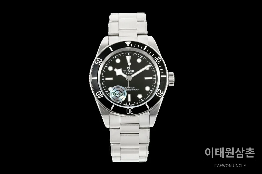 튜더 블랙베이 41 모노크롬 블랙다이얼 스틸 오토매틱 41mm M7941A1A0NU 스틸 브레이슬릿 블랙 베젤