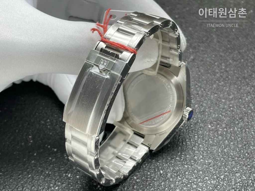 튜더 블랙베이 58 GMT 블랙다이얼 오토매틱 39mm (2)
