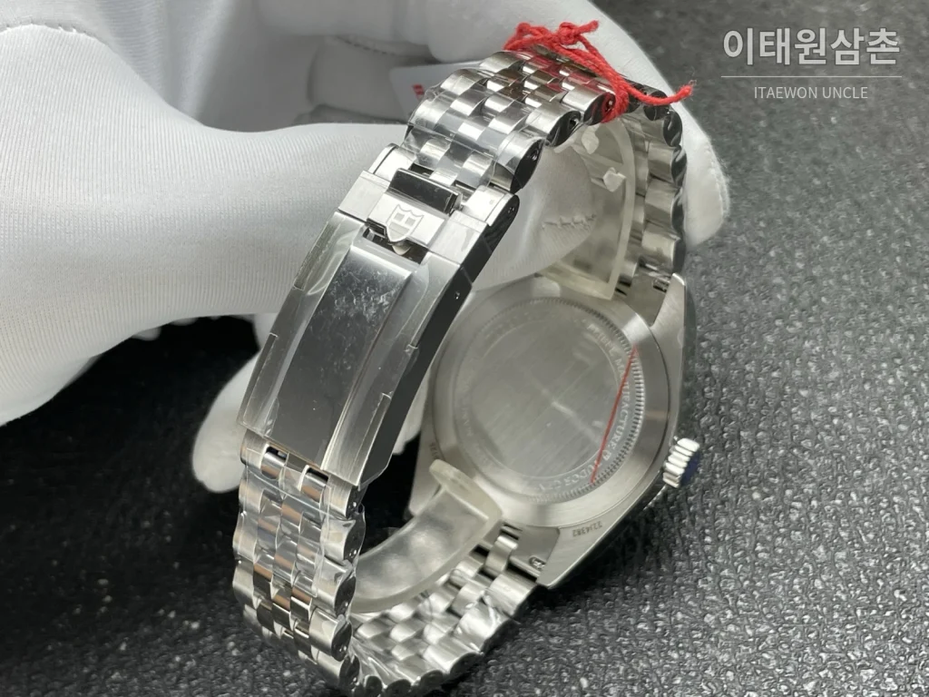 튜더 블랙베이 58 GMT 블랙다이얼 오토매틱 39mm