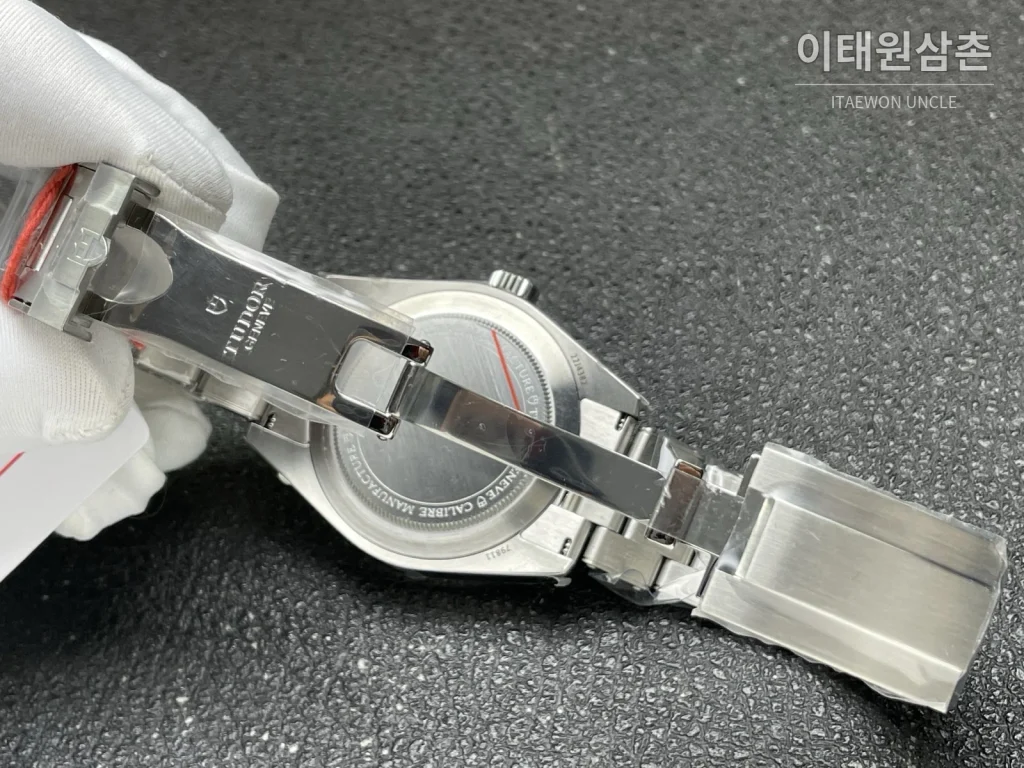 튜더 블랙베이 58 GMT 블랙다이얼 오토매틱 39mm (3)