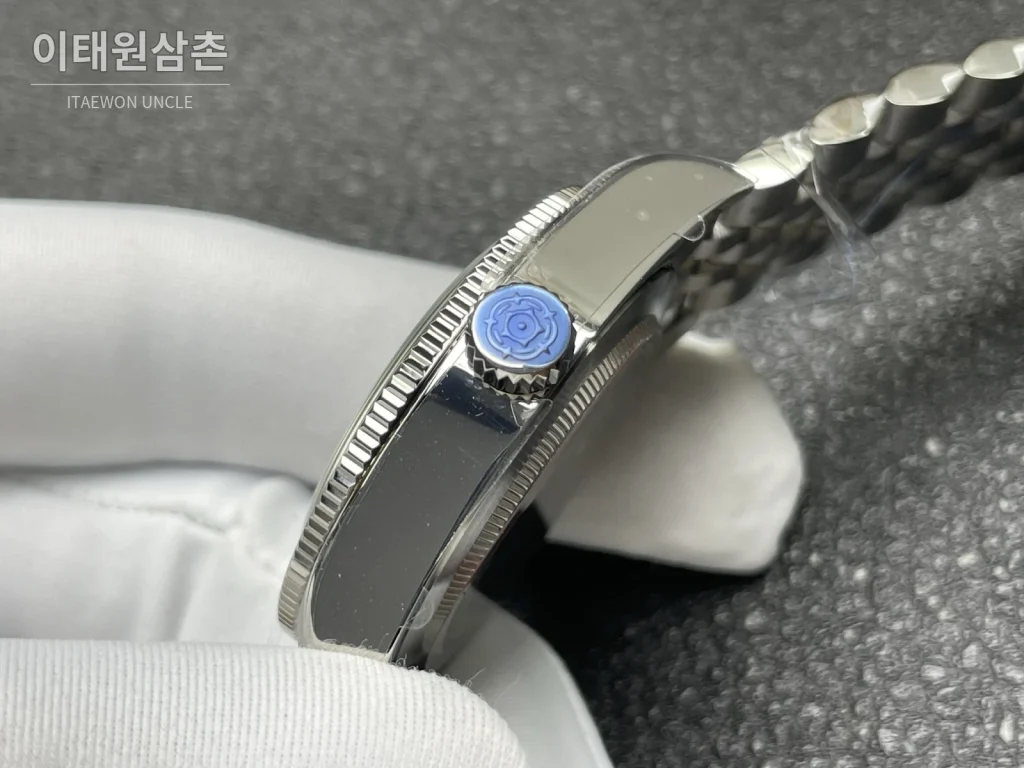 튜더 블랙베이 58 GMT 블랙다이얼 오토매틱 39mm