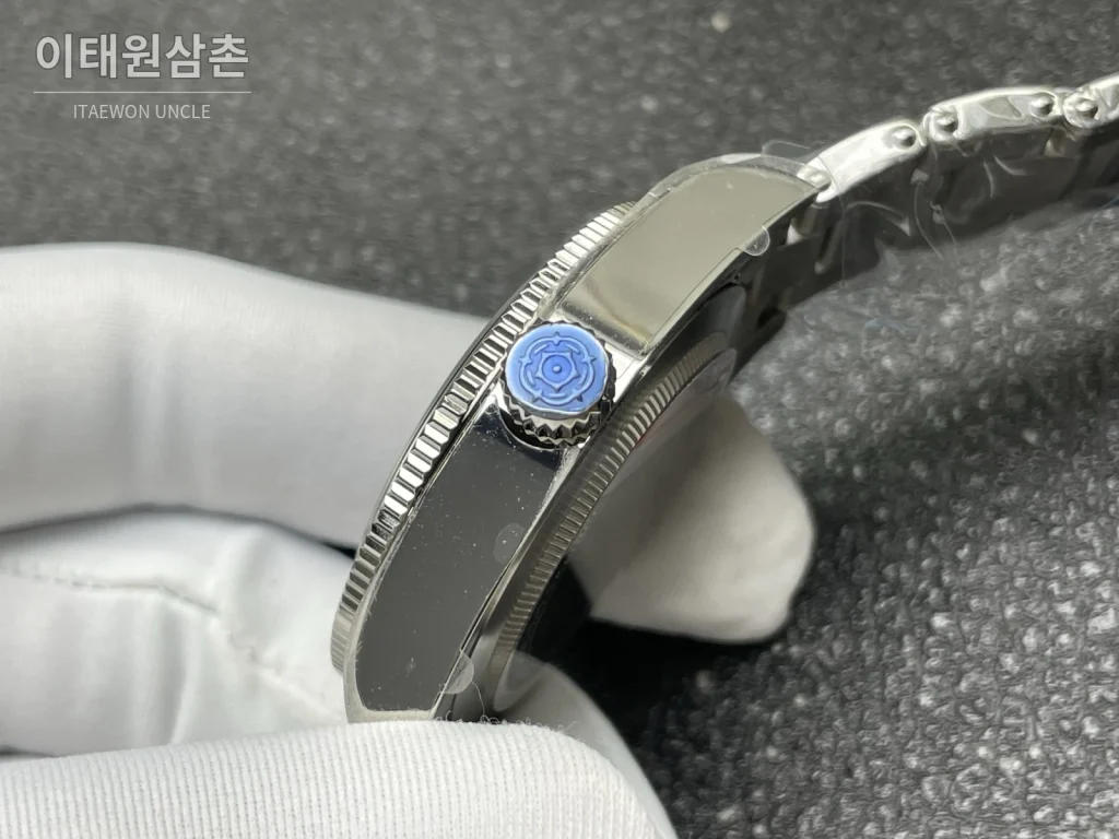 튜더 블랙베이 58 GMT 블랙다이얼 오토매틱 39mm (3)