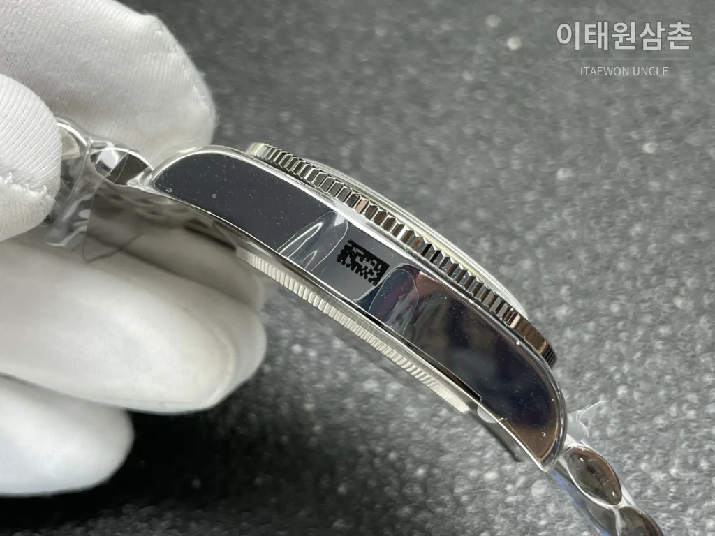 튜더 블랙베이 58 GMT 블랙다이얼 오토매틱 39mm
