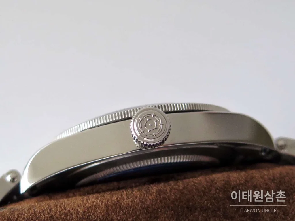 튜더 블랙베이 오토매틱 39mm