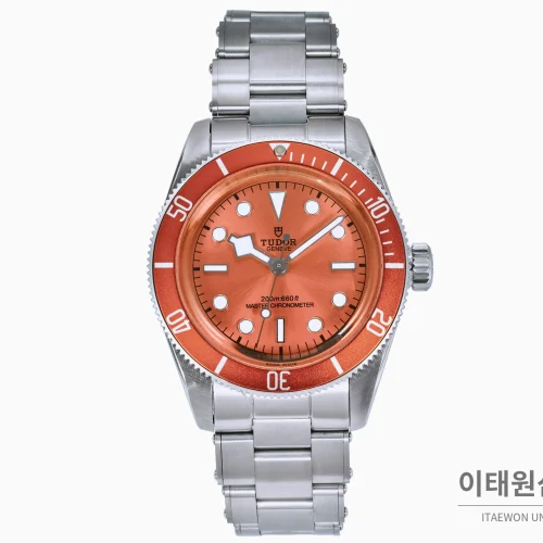 튜더 블랙베이 오토매틱 41mm 오렌지 다이얼 스틸 브레이슬릿 오렌지 베젤