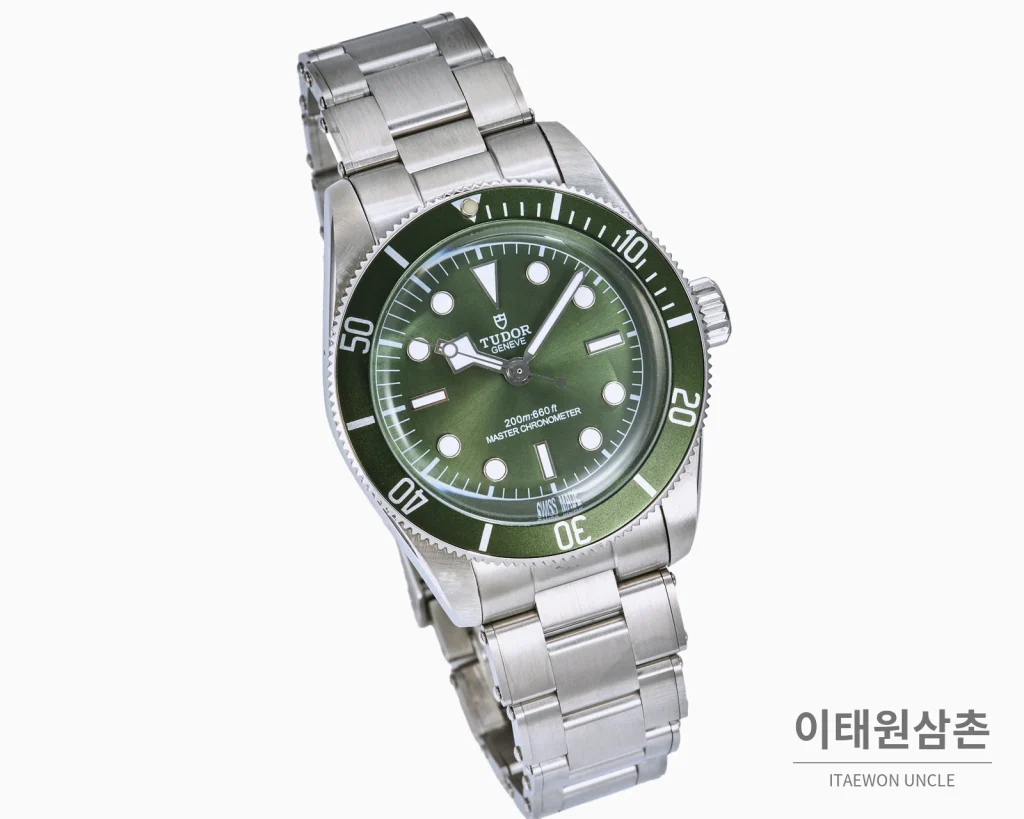 튜더 블랙베이 오토매틱 41mm 그린 다이얼 스틸 브레이슬릿 그린 베젤