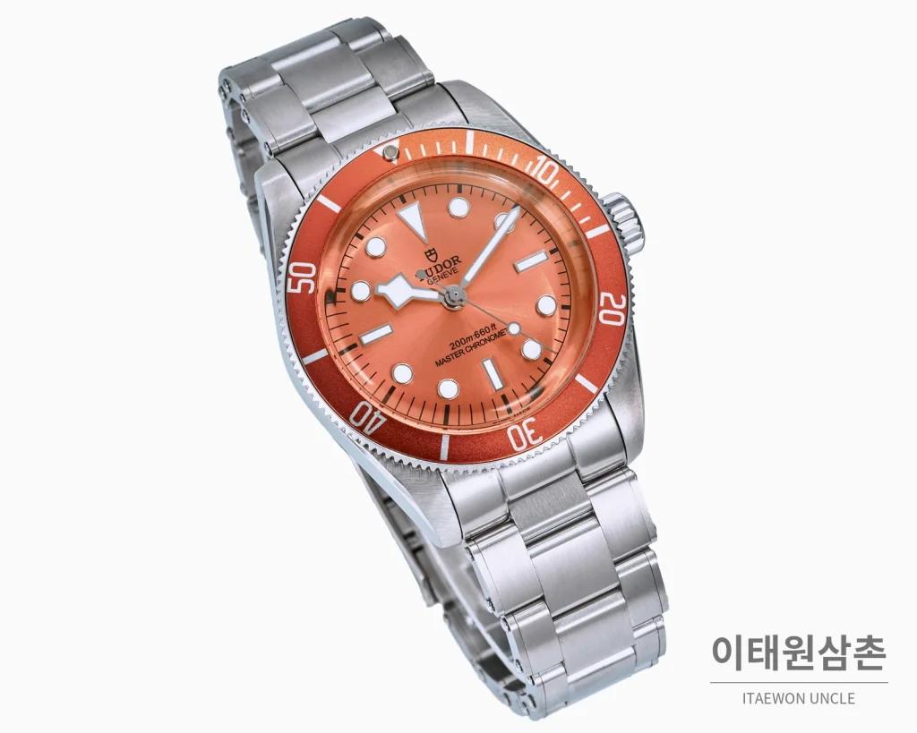 튜더 블랙베이 오토매틱 41mm 오렌지 다이얼 스틸 브레이슬릿 오렌지 베젤