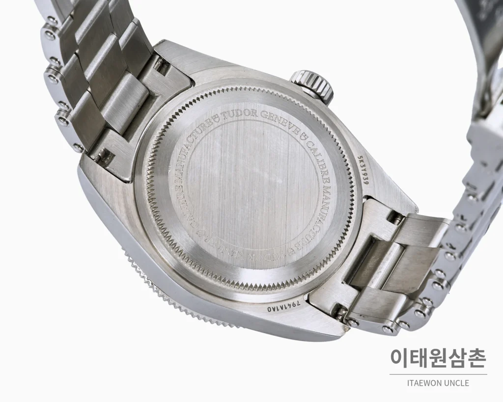 튜더 블랙베이 오토매틱 41mm 퍼플 다이얼 스틸 브레이슬릿 네이비 베젤