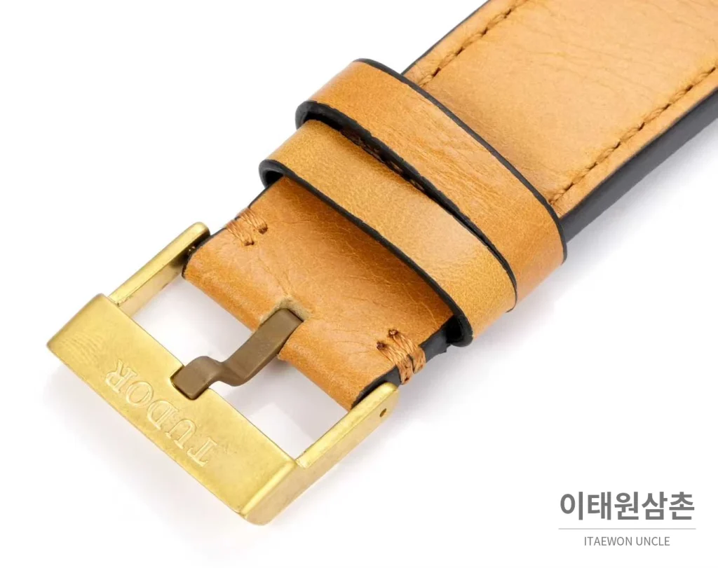 튜더 블랙베이 브론즈 알루미늄브론즈 브라운다이얼 빈티지 다이버 오토매틱 43mm 브라운 가죽 스트랩 브라운 베젤 (2)
